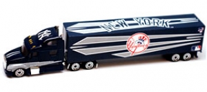 New York Yankees 1:80 2009 Collectible Tractor Trailer