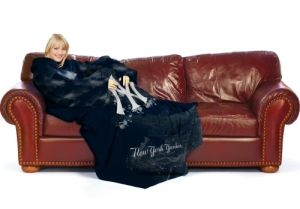 New York Yankees Adult Huddler 71" x 48" Fleece Snuggie Throw Blanket