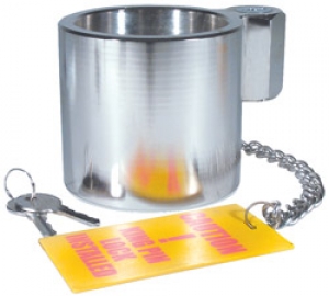 RoadPro Semi-Truck Heavy Duty Steel King Pin Lock